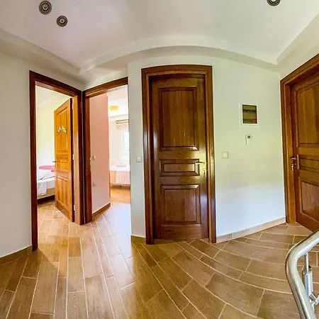 Katherina Maisonette Close To Corfu Town Hébergement de vacances
