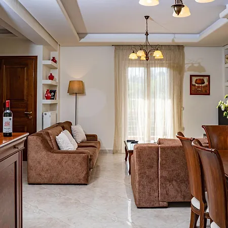 Katherina Maisonette Close To Corfu Town Hébergement de vacances Potamós